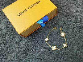 Picture of LV Necklace _SKULVnecklace11ly4912716